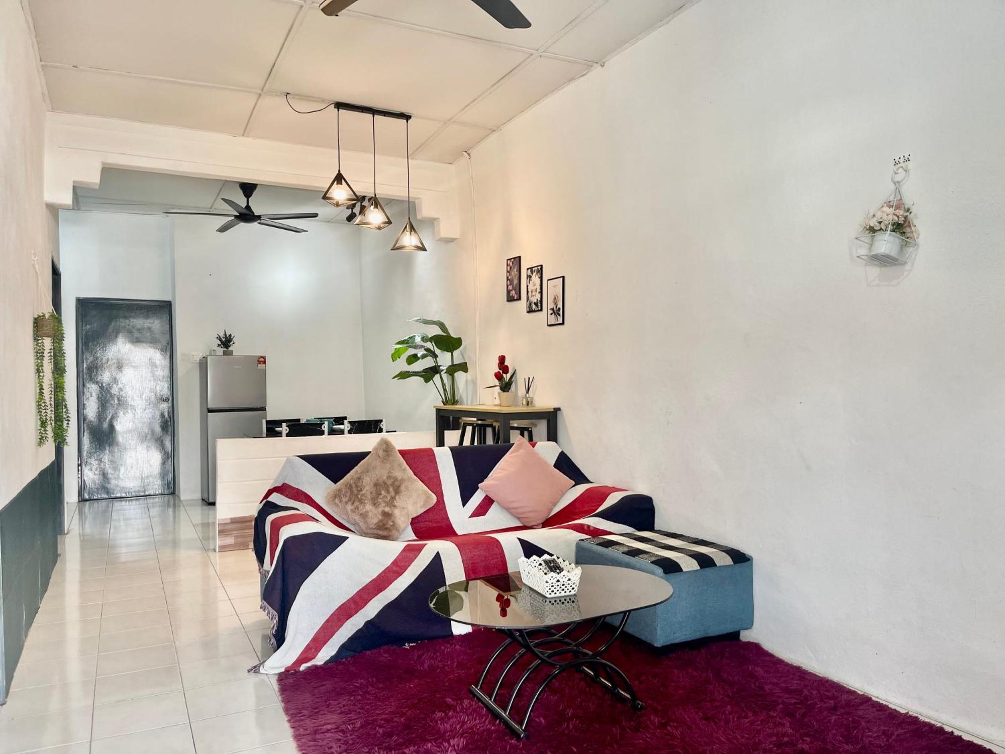 Entire Cozy Home 16 • 3 Bedroom @ Alma Букит-Мертаджам Экстерьер фото